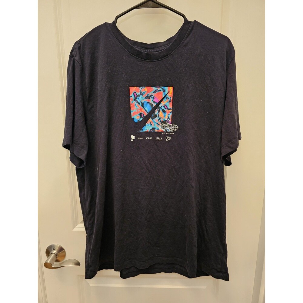 Nike Dri-FIT Worldwide Graphic T Shirt Mens XL Black Swoosh Globe Logo Tee